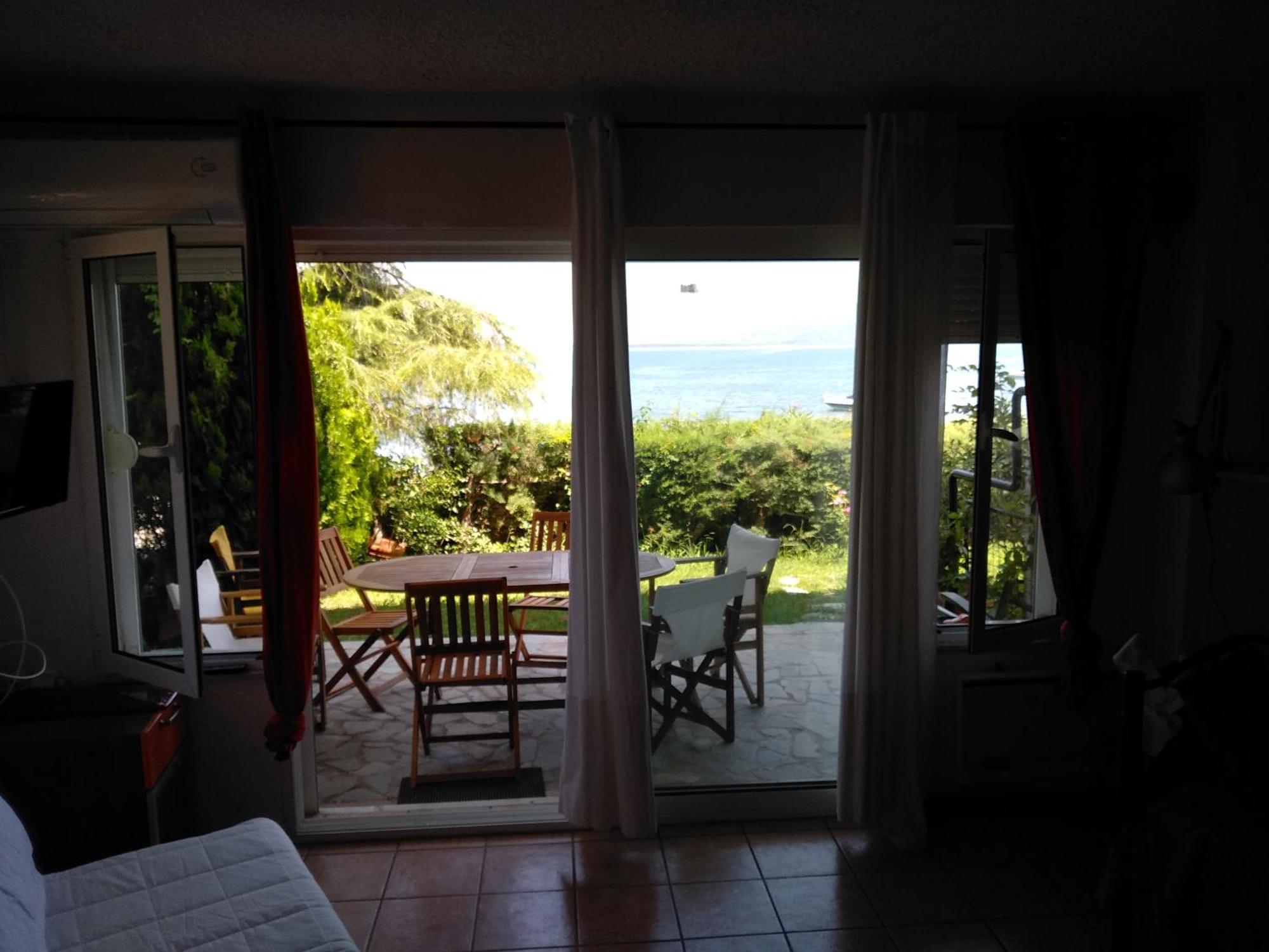 Mare E Monti1 Apartment Kamena Vourla Room photo