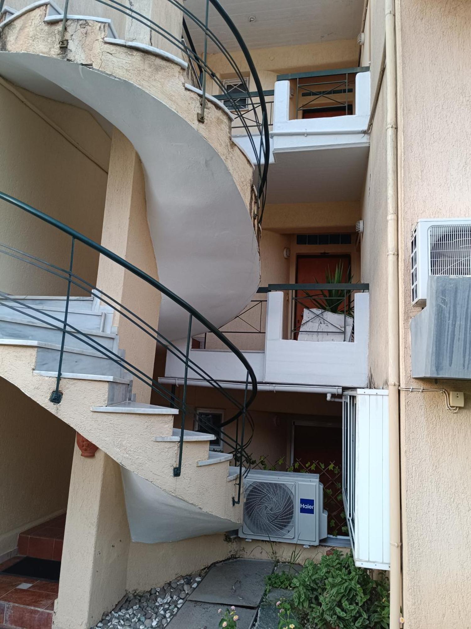 Mare E Monti1 Apartment Kamena Vourla Room photo
